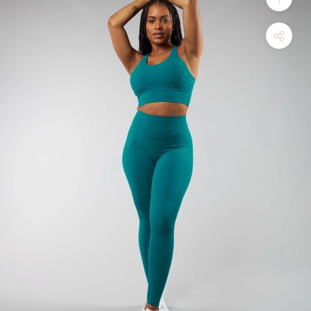 NWT Buffbunny Rosa Leggings